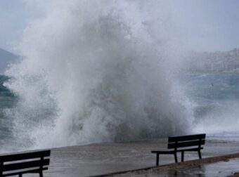 Καιρός σήμερα 24/1:  Ισχυροί άνεμοι με λίγα σύννεφα και τσουχτερό κρύο – Που θα βρέξει;