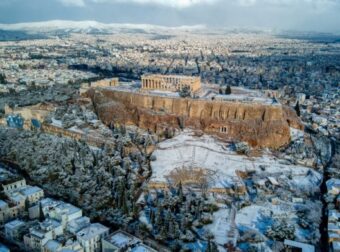 «Χιονοστιβάδα» από τα Μερομήνια: Θα ντυθεί ξανά στα «λευκά» ο Παρθενώνας  –  Τι καιρό περιμένουμε τον Φεβρουάριο;