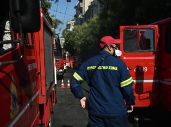 Συναγερμός στην Πυροσβεστική: Φωτιά σε κατάστημα στο Χαλάνδρι