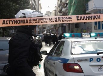 Κέντρο της Αθήνας: Διέρρηξαν τα γραφεία 2 υπουργείων – Κατάφεραν να κλέψουν 30 καινούρια laptop