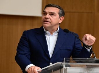 Τελικά και ο Αλέξης Τσίπρας «είναι εδώ»: Το μήνυμα και οι «μπηχτές (video)